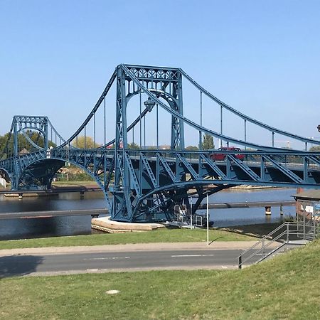 Kapitänswohnung Kaiser Wilhelm Brücke Wilhelmshaven Exterior foto